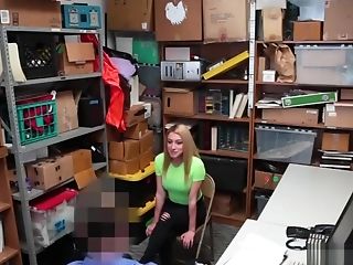 Blonde Thief Alexa Raye Rails Lollipop In Office